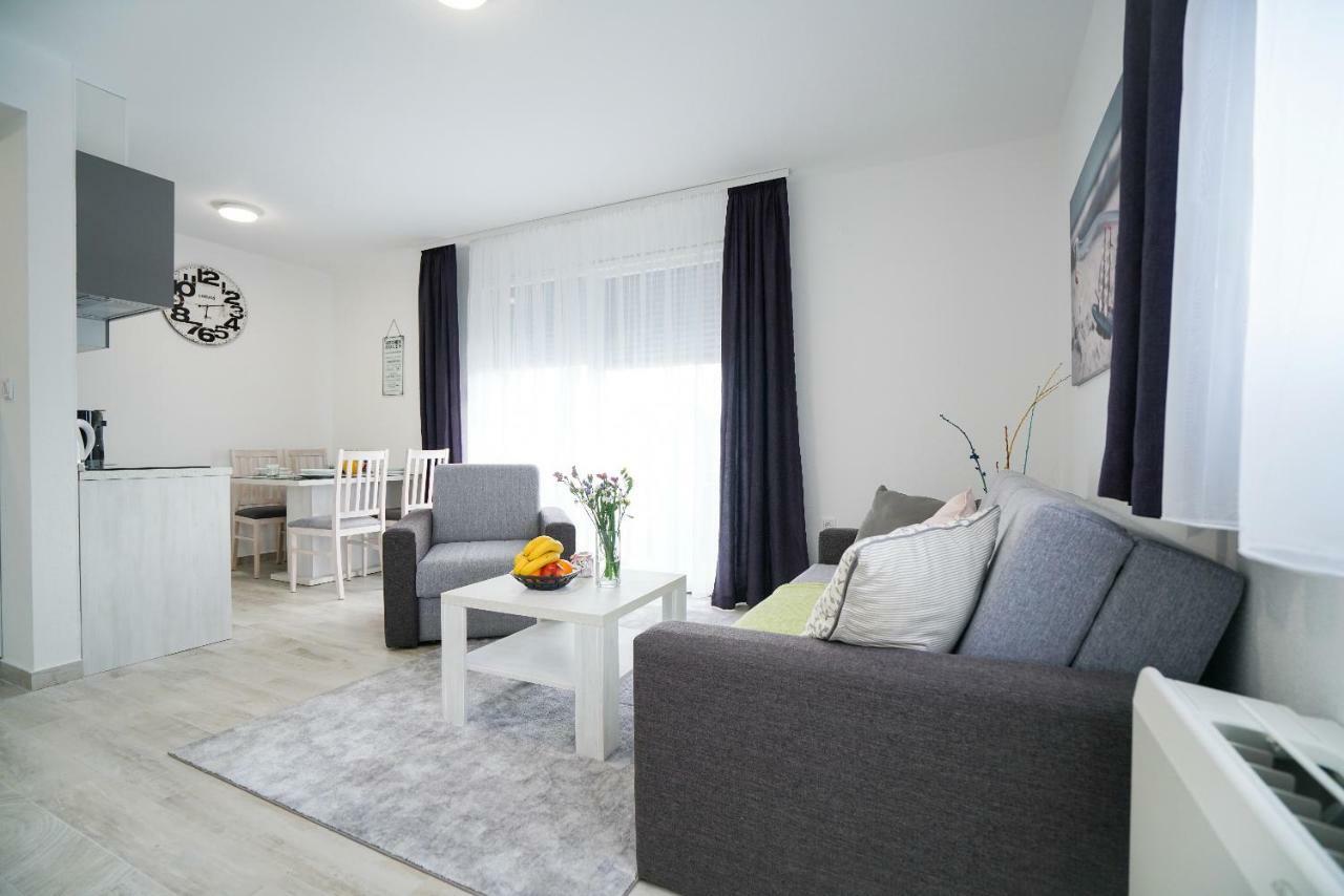 Apartmani Zupan Sukošan Exterior foto