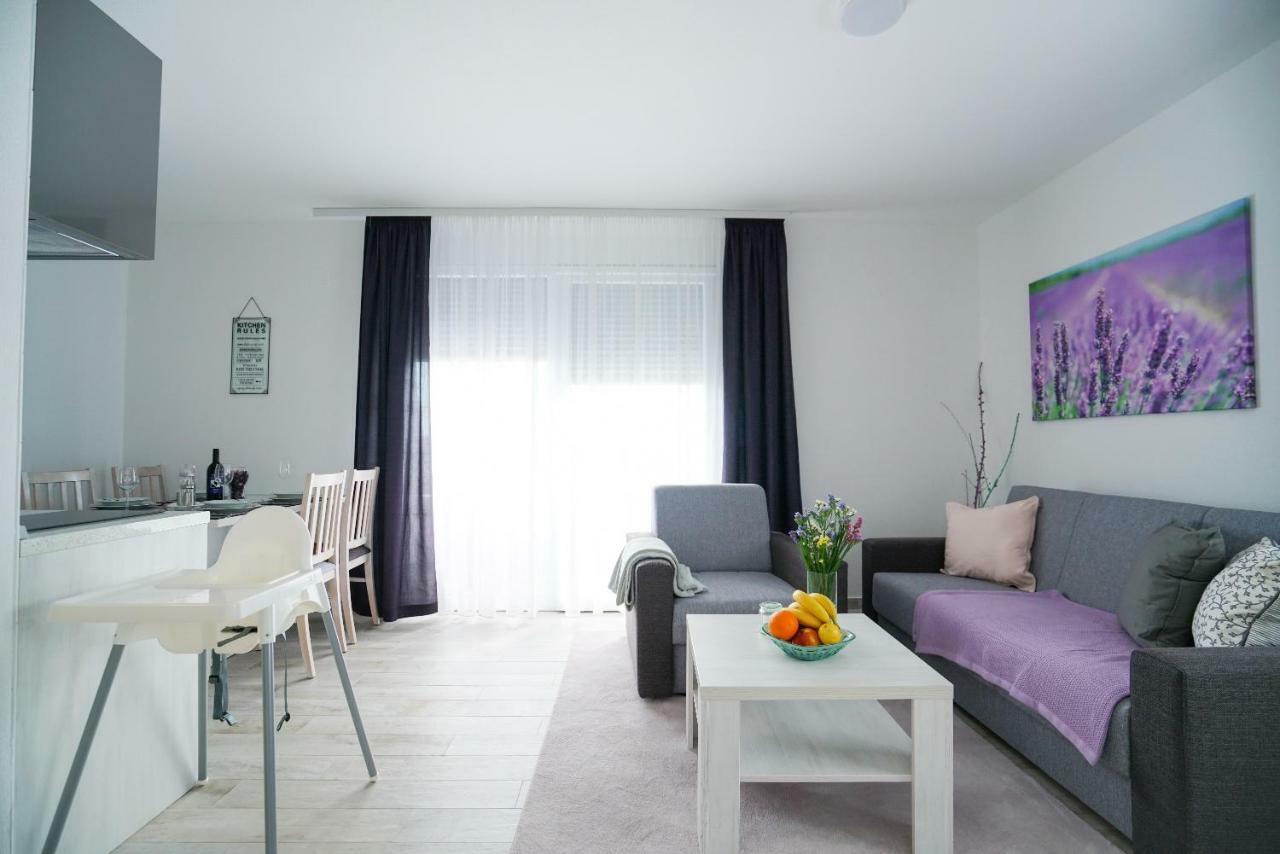 Apartmani Zupan Sukošan Exterior foto